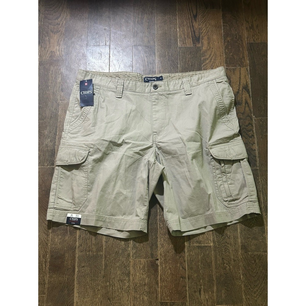 CHAPS Shorts Size 40 Light Weight Tan Cargo Shorts Brand NWT 10.5" Inseam